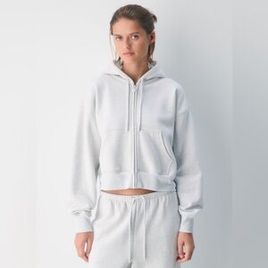 Aritzia TNA Boyfriend boxy zip